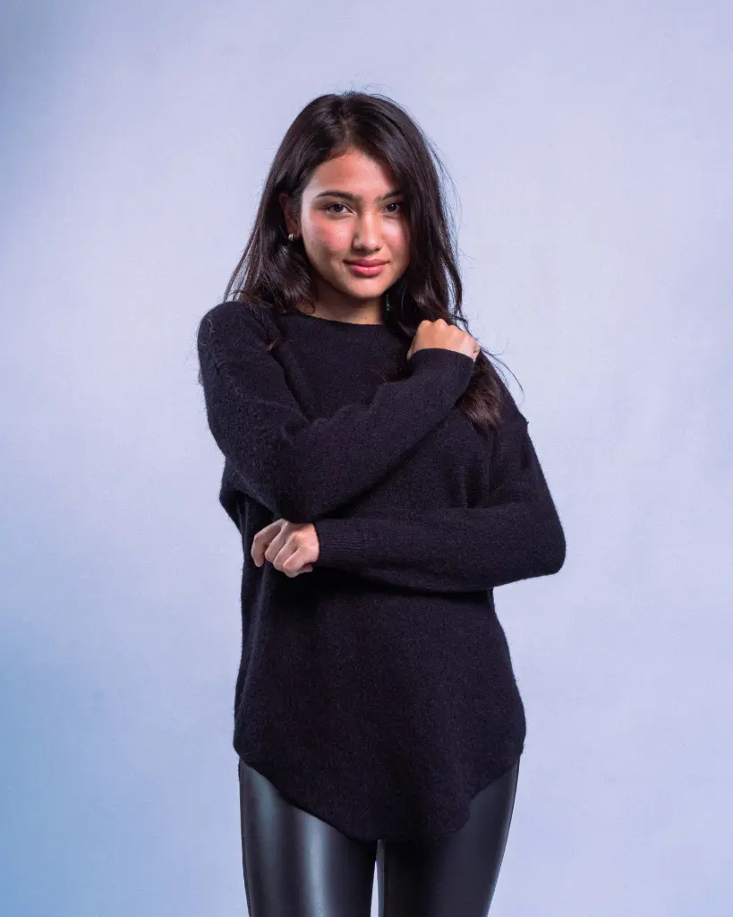 1.0147 0412 SWEATER (BLACK)