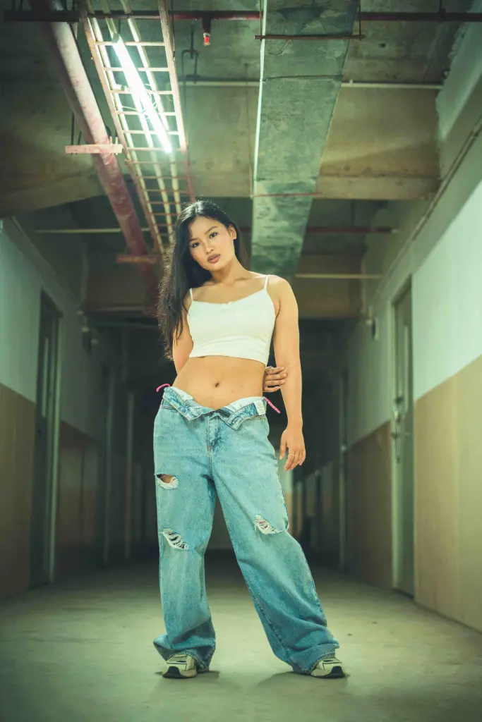 W-4 JEANS PANT