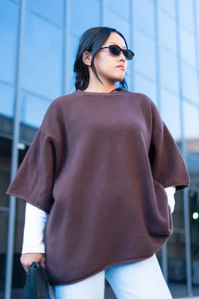 993 LADIES SWEATER